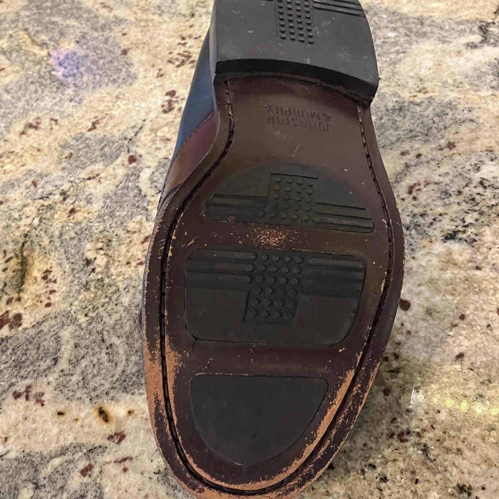 Elegant Dark Brown Leather Tassel Loafers - Picture 3 of 3